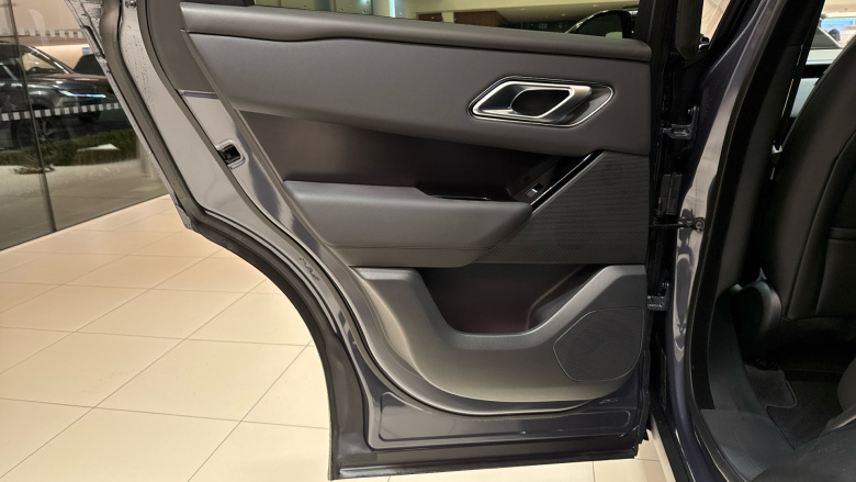 Land Rover Range Rover Velar 2.0 D200 MHEV Dynamic SE 5dr Auto Diesel Estate